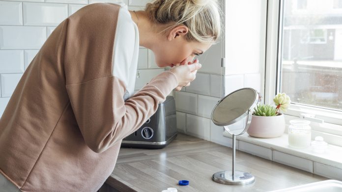 Reusable contact lenses increase Acanthamoeba keratitis risk